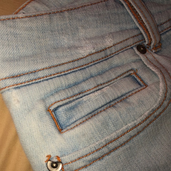 light blue capris with rips on legs - Picture 3 of 6